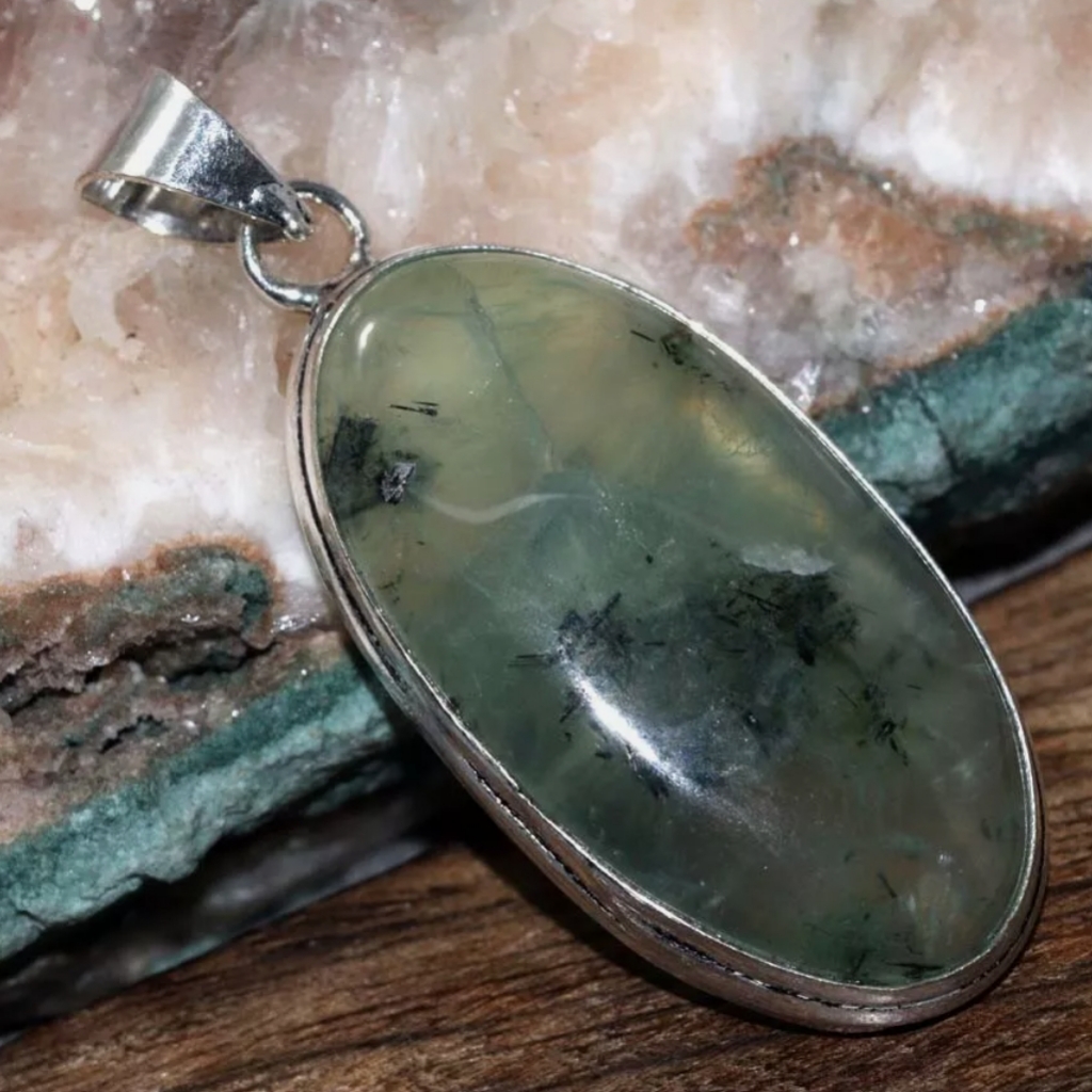 Stone Of Prophecy Prehnite Epidote Pendant 925 Silver Plated 2 Pendant 25$